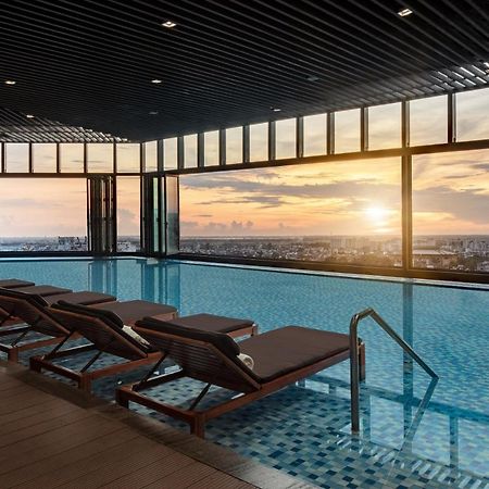 Hotel Melia Vinpearl Hue Exteriér fotografie Sky Pool