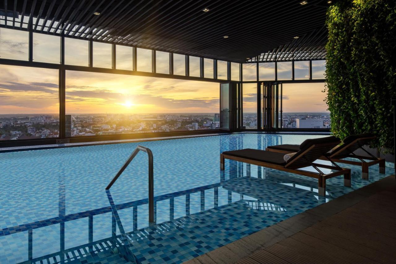 Hotel Melia Vinpearl Hue Exteriér fotografie Sky Pool