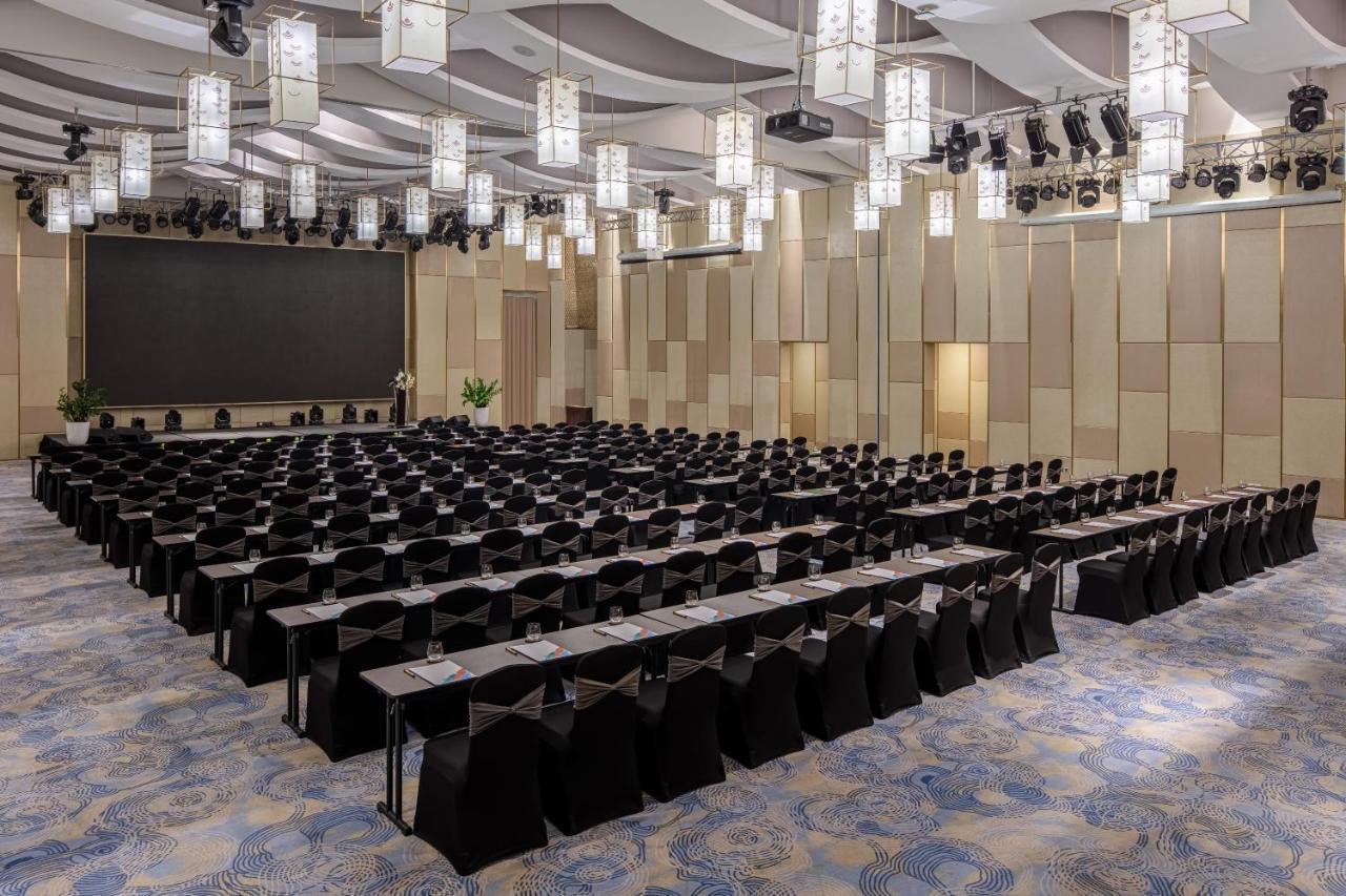 Hotel Melia Vinpearl Hue Exteriér fotografie The Grand Ballroom