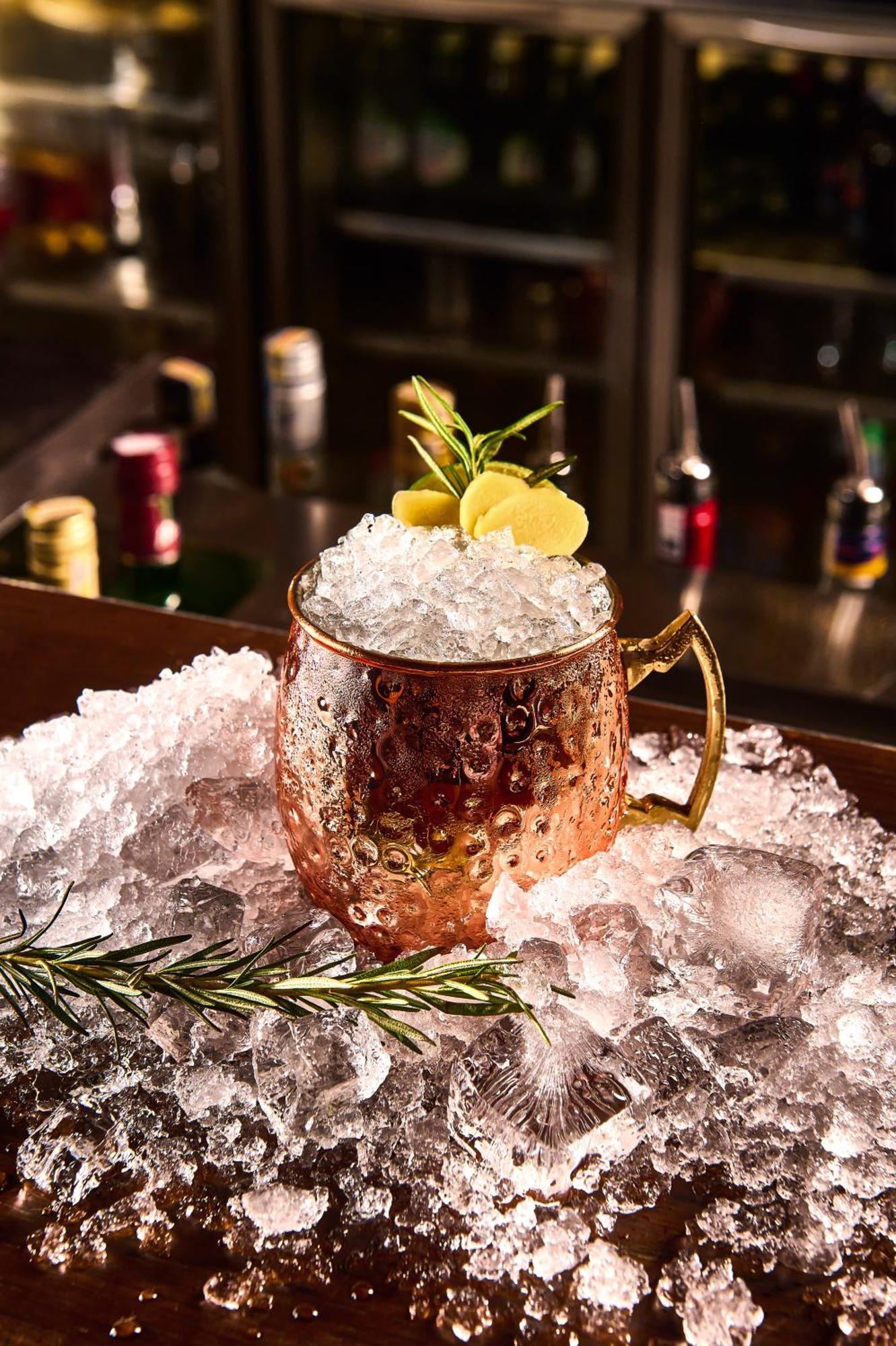 Hotel Melia Vinpearl Hue Exteriér fotografie A Moscow Mule
