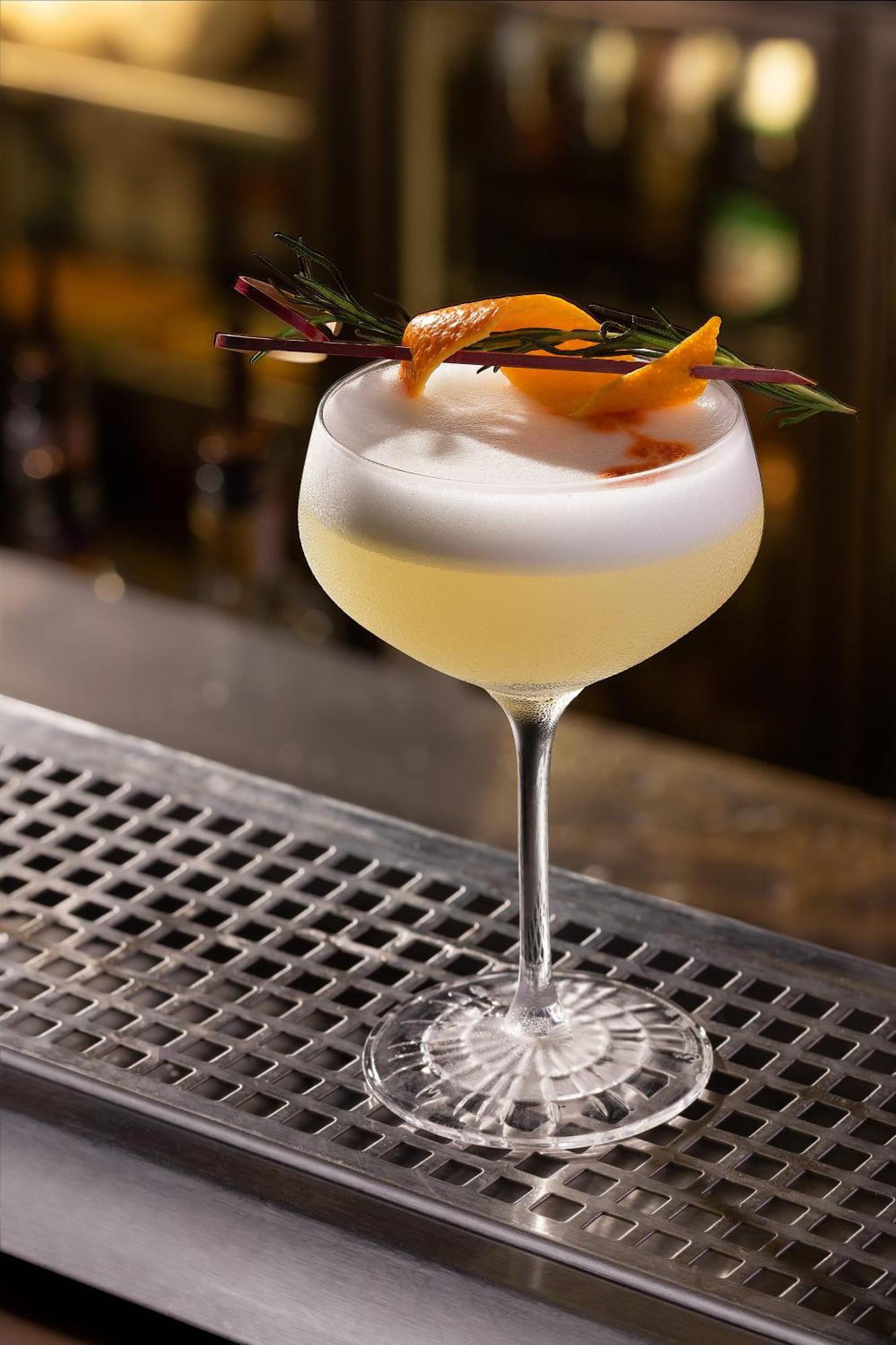 Hotel Melia Vinpearl Hue Exteriér fotografie A French 75