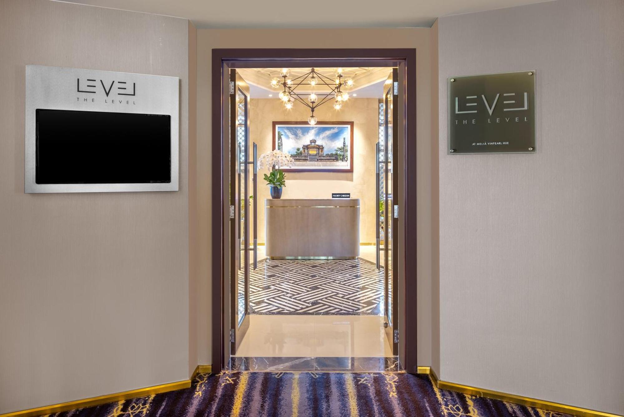 Hotel Melia Vinpearl Hue Exteriér fotografie Level 99