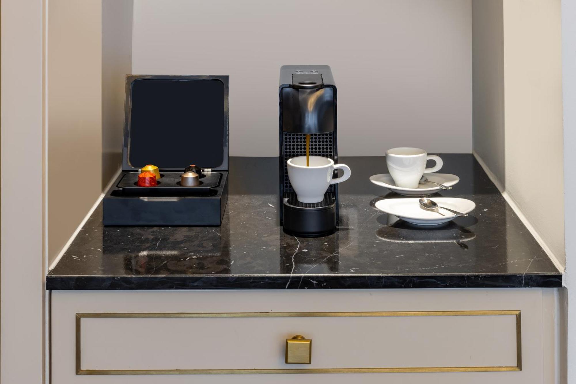 Hotel Melia Vinpearl Hue Exteriér fotografie A Nespresso coffee machine in a hotel room